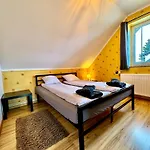 Hébergement de vacances Monte Black Z Jacuzzi I Sauna Finska