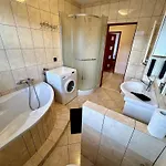 Hébergement de vacances Monte Black Z Jacuzzi I Sauna Finska