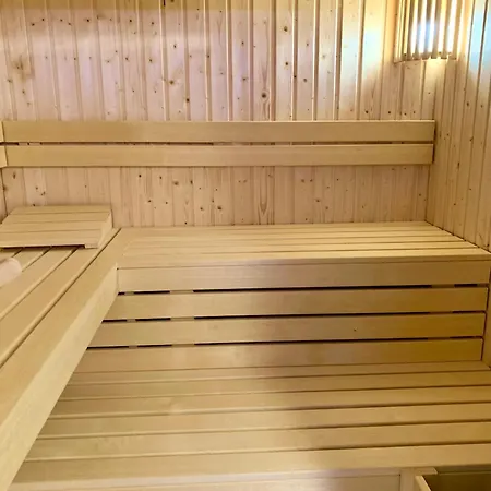 Monte Black Z Jacuzzi I Sauna Finska Casa vacanze
