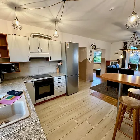 Monte Black Z Jacuzzi I Sauna Finska Stronie Śląskie